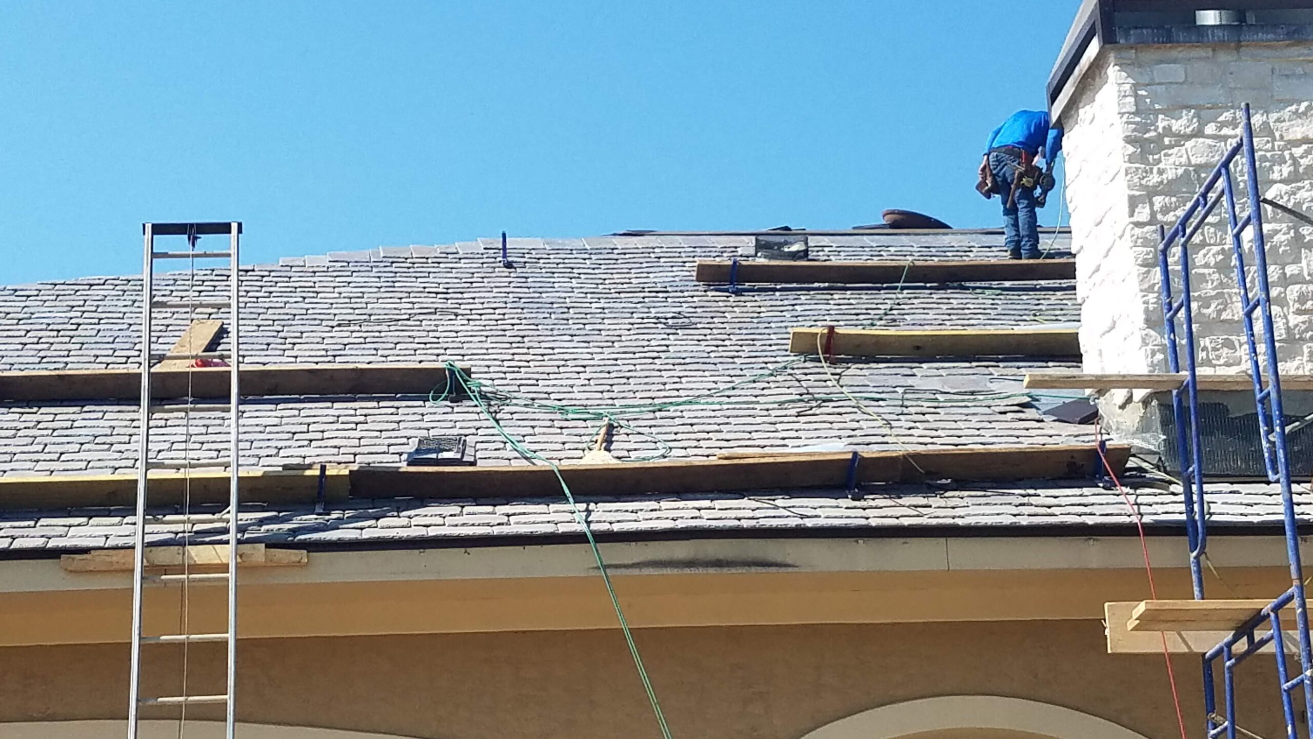 Shingle roofing installation