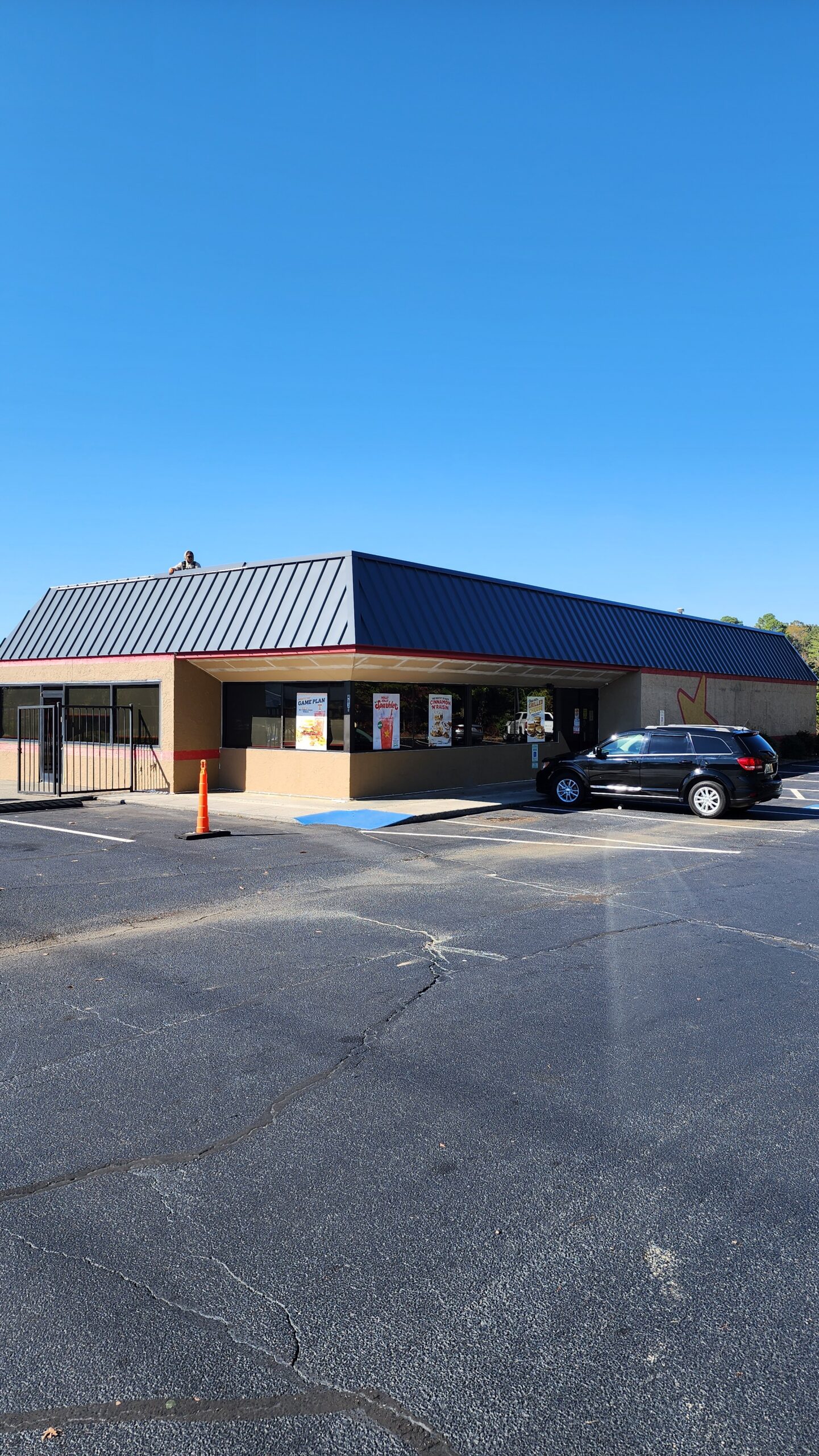 Commercial roofing project